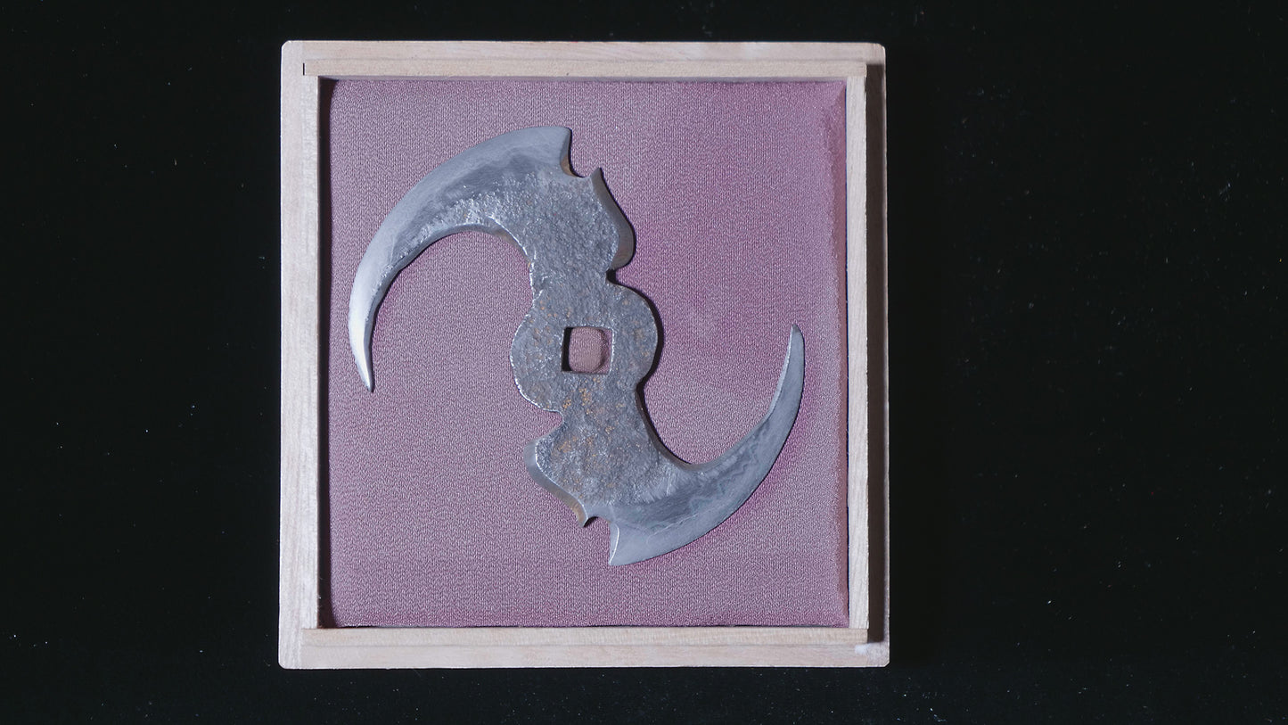 S-shaped ninja star (shuriken)