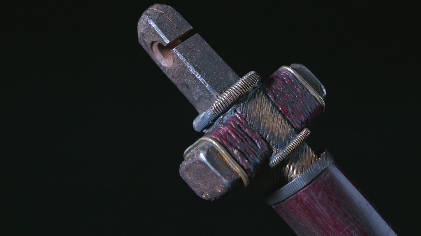 Hammer head sword with chained weight