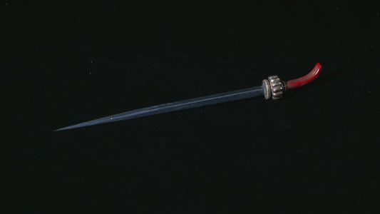 Hatpin with needle (Ear pick type)